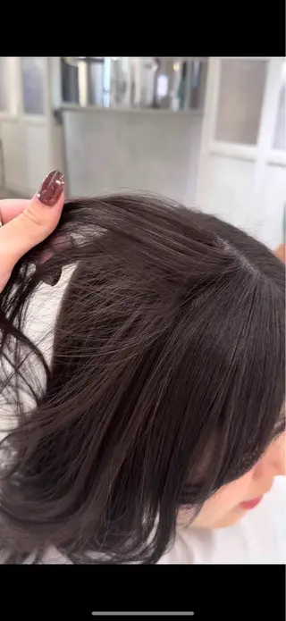 カラー むく/顔周りカット/ ブリーチなしwカラーのヘアスタイル