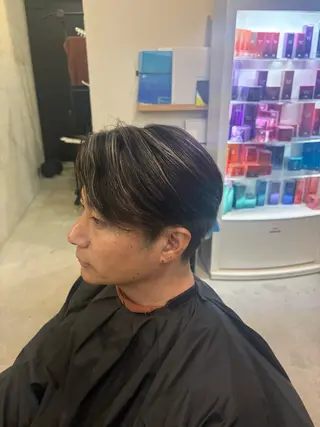 ショート カラー メンズ 岡多 麗奈のヘアスタイル