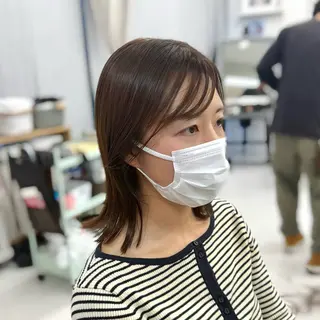 ミディアム 榎本 雪来のヘアスタイル