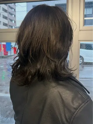 ミディアム cana 札幌レイヤースタイルのヘアスタイル