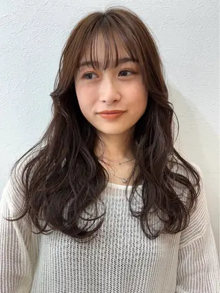 ロング カラー 村田 萌のヘアスタイル