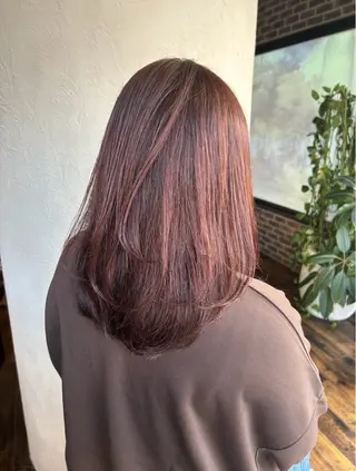 ミディアム カラー ヘアアレンジ 李奈🕊️レイヤー/ 透明感ブリーチカラーのヘアスタイル