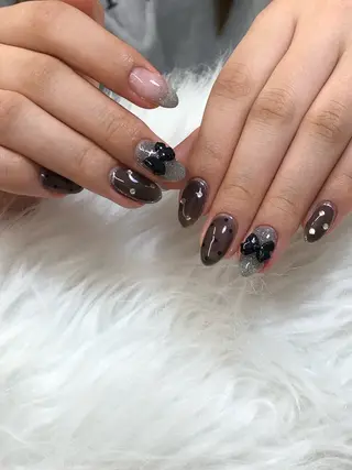ネイル Glow Minamiのネイルデザイン