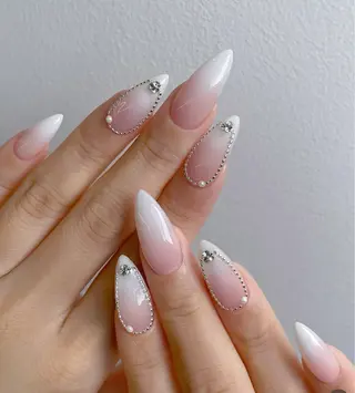 ネイル 🎀PG🩵 ネイルサロンのネイルデザイン