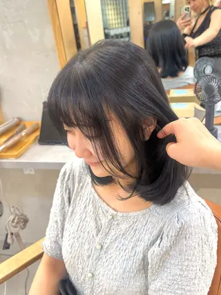 ミディアム 🧡ボブ/うる艶カラ ー🩵　さくら🌸のヘアスタイル