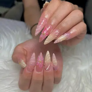 ネイル Lumi de nailsのネイルデザイン