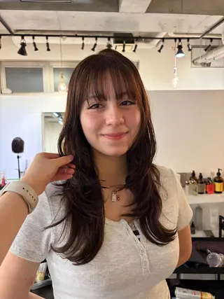 ロング アワタケ リンのヘアスタイル