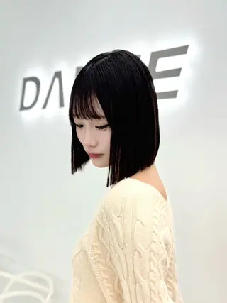 ショート カラー ヘアアレンジ 縮毛矯正🤍 ボブ/ HIKARIのヘアスタイル