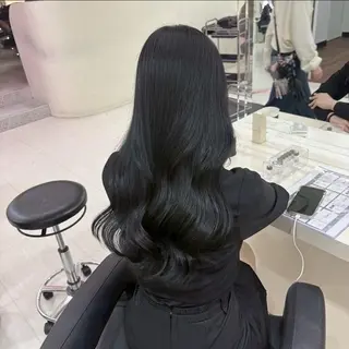 カラー 🩶重く見えない暗髪 🌙🩶フルーツのヘアスタイル