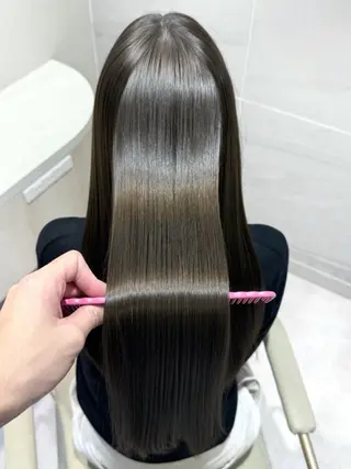 ロング カラー 透明感カラー🌿 グレージュ🐺陽介のヘアスタイル