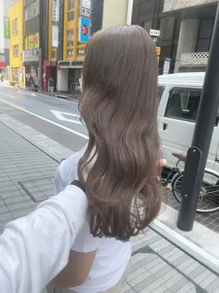 ロング Loob.TOKYO MIYA🌈のヘアスタイル