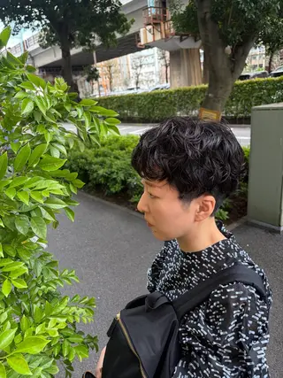 ショート パーマ 中村 芽衣那のヘアスタイル