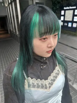 ロング カラー デザインカラー🎨 下北沢 / 磯部のヘアスタイル