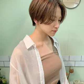 ショート カラー ハイトーン/ショート 村上淳乃🐥のヘアスタイル
