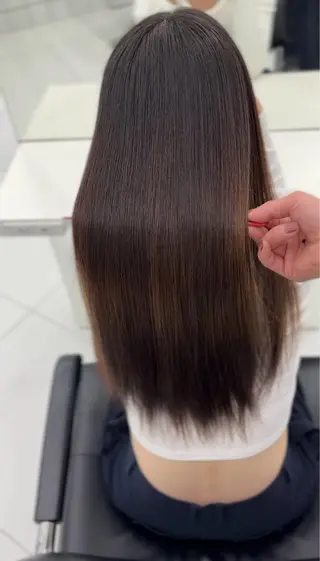 セミロング 縮毛矯正特化 髪質改善辻良輝のヘアスタイル