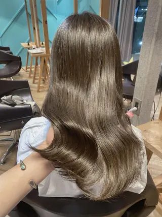 カラー 顔まわりの神様✨ 透明感カラー藤嶋秀幸のヘアスタイル