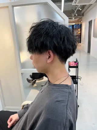 パーマ メンズ 垢抜けレイヤー特化× 髪質改善 藤原悠暉のヘアスタイル