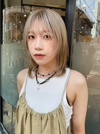 セミロング ハイトーン/カラー/ 用賀/稲若健太郎のヘアスタイル