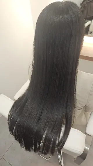 ロング カラー 佐藤 宏紀のヘアスタイル