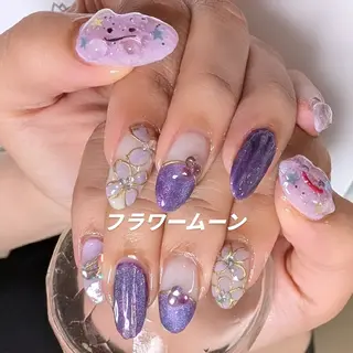 ネイル フラワー ムーンのネイルデザイン