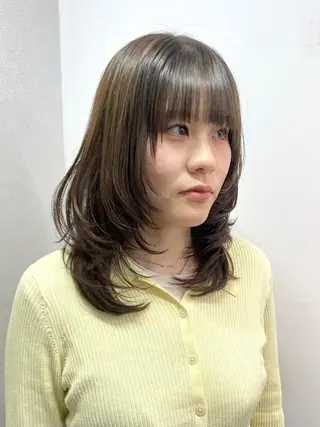 ミディアム カラー 野町好花 レイヤー/髪質改善のヘアスタイル