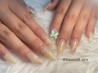 ネイル LUNA NAIL ayuのネイルデザイン