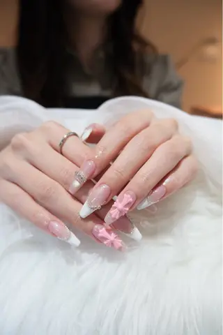 ネイル Anmi Nail 新宿のネイルデザイン
