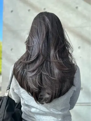 ロング カラー 上品な大人レイヤー 🍀渋谷🍀濱口敬太のヘアスタイル
