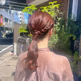 セミロング ヘアアレンジ 伊藤 玲衣のヘアスタイル