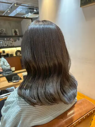 セミロング カラー 🌊インナーカラー 🐬櫻井海星のヘアスタイル