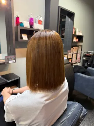 ショート 奴賀 詩のヘアスタイル
