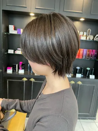 ショート カラー 透け感/くびれヘア/ レイヤー/カズキ🍭のヘアスタイル