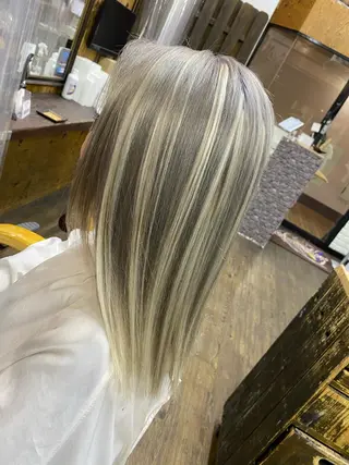 セミロング カラー IwAsh大和駅前店 河野亜里香のヘアスタイル