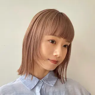 ショート カラー 顔まわり🥨レイヤー /透明感/水口舞奈のヘアスタイル