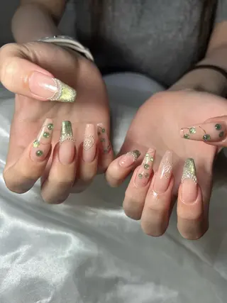 ネイル nailroom sb𓈒𓂂𓏸のネイルデザイン