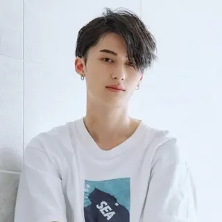 メンズ REON 髪質改善 縮毛矯正のヘアスタイル