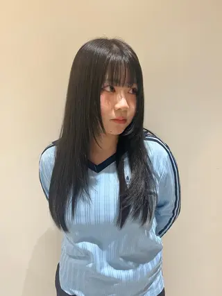 ロング カラー NEELU otoのヘアスタイル