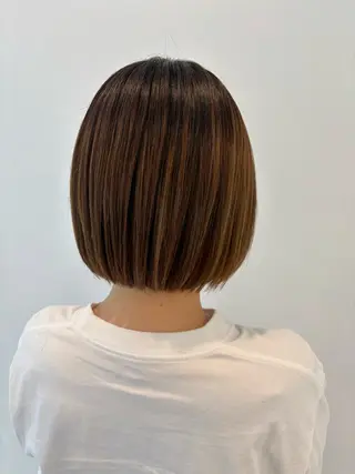 ショート moi Blanc/ Aoyagiのヘアスタイル
