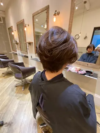 ショート マツモト シゲキのヘアスタイル
