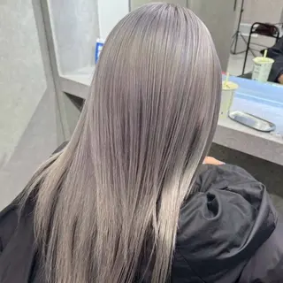 カラー Yoshiいろあそび 八王子/ハイトーンのヘアスタイル