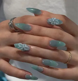 ネイル Mimi Nail_Royalのネイルデザイン