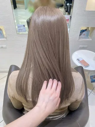 ショート カラー ハイトーン/ デザインカラー/カナのヘアスタイル