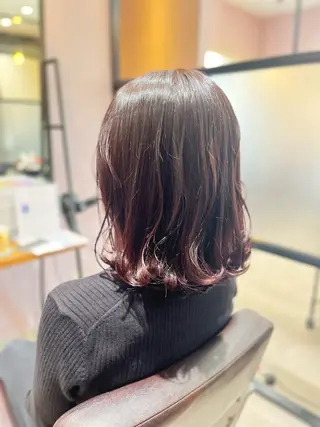 ミディアム カラー 松下 詩恵里のヘアスタイル