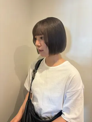 ショート Megu/ベージュ/ 透明感カラーのヘアスタイル