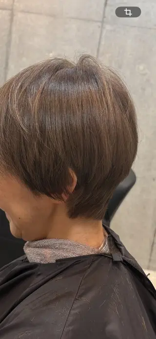 ショート 鵜野 惠帆のヘアスタイル