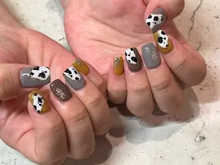 ネイル 韓国/ワンホン/長さ 出しつけ放題🎀のネイルデザイン