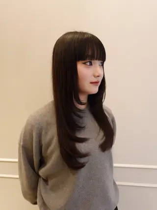 ロング houda marinのヘアスタイル