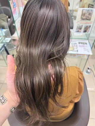 ロング カラー ナカシマ トシのヘアスタイル