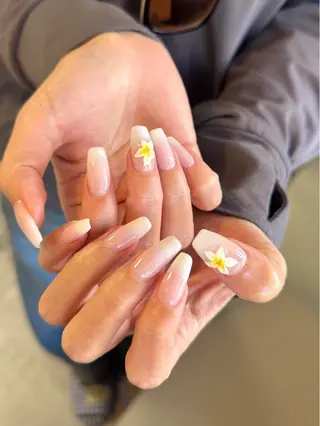 ネイル NailByua 武蔵新城徒歩4分のネイルデザイン