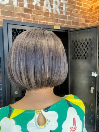 ミディアム カラー パーマ ヘアアレンジ メンズ キッズ ネイル マツエク・マツパ アイブロウ 久木原 ゆりのヘアスタイル